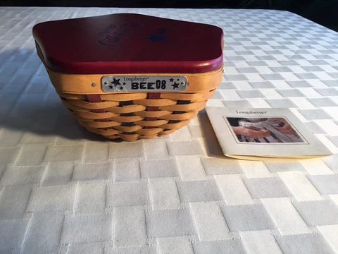 LONGABERGER 2008 BEE BASKET WITH LID AND PROTECTOR~NEW Cover