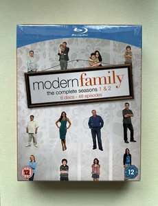 Modern Family Complete Seasons 1, 2 Blu-Ray, TV Series, 6-Disc Set, NEW, SEALED - Imagen 1 de 2