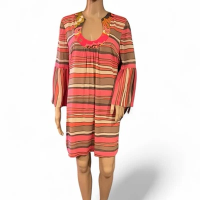 Vestido Trina Turk Seda Rosa Rayas 8 Mangas Acampanadas Escote Recortado Ropa de Resort Foto 1 de 4