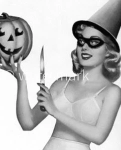 Vintage 1950s Halloween Pin-Up – Hollywood Actress 8x10 Photo Reprint - Picture 1 of 1