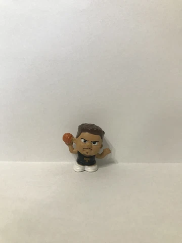 TEENYMATES NBA SERIES 8 TRAE YOUNG STATEMENT UNIFORM 1 in 128 PACKS RARE FIGURE Cover