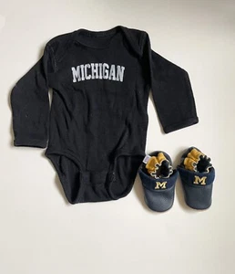 University Michigan Wolverines Baby 6 Monate & Schuhe 0-6 Monate U von M Paket - Bild 1 von 10