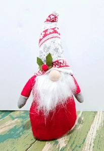 9 Inch Christmas Fabric Gnome Holly Leaf Shelf Sitter Christmas Decor Tabletop - Picture 1 of 3