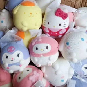 Stressabbau Zappeln Squishy Spielzeug - Hello Kitty, Melodie, Purin, Cinamoroll, Kuromi - Bild 1 von 14