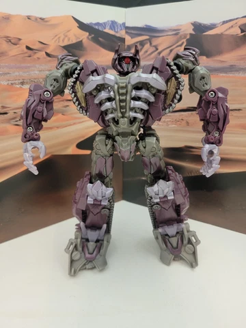 Transformers Dark of the Moon DOTM Voyager Class SHOCKWAVE Figure Cover