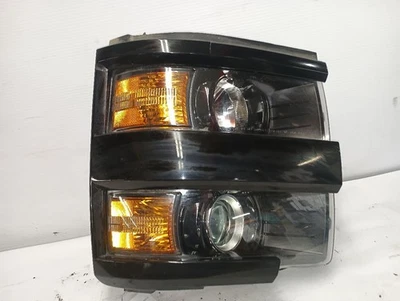 Driver Left Headlight from 2017 Chevrolet Silverado 2500 11887801 - Image 1 of 4