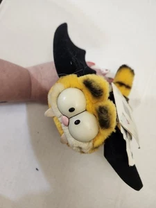 Garfield Batty Vampire Flying Halloween Window Suction Cup Cling Vintage 1980's - Picture 1 of 6