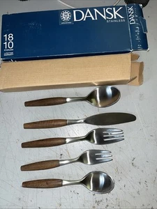 Vintage DANSK 5 Pc Teak Wood Stainless Flatware New In Box Jhq - Picture 1 of 2