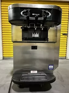 2022 TAYLOR Air cooled C723-27 Frozen yogurt soft serve Ice Cream Machine - Picture 1 of 8
