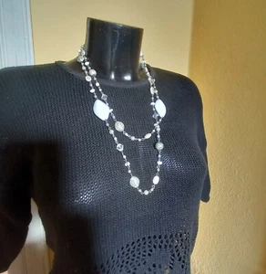 Collana lunga bianca/argento vintage anni 90 - Foto 1 di 4