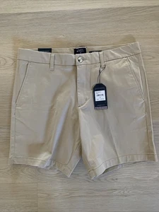 Neu Ben Sherman Herrenshorts 36” Farbe Sand normale Passform Stretch 99 % Baumwolle - Bild 1 von 15