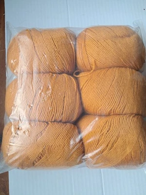 6 madejas de cachemir de 50 g  Foto 1 de 2