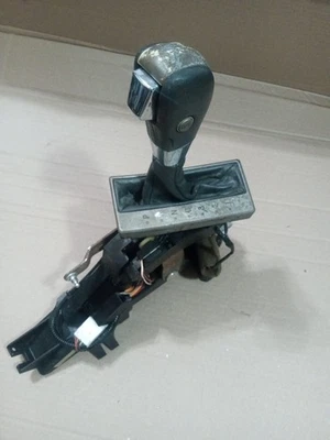 2003-05 LINCOLN AVIATOR AUTOMATIC TRANSMISSION SHIFTER GEAR SELECTOR 4C5P 7K004 - Image 1 of 4