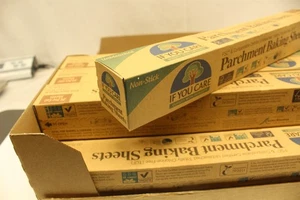 Fogli da forno pergamena astuccio da 12 rotoli con 24 fogli pretagliati in ciascuno - Foto 1 di 6