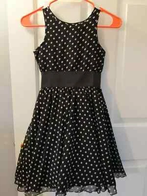 Pippa & Julie Black/White Polka Dots Dress for Girl Size 7 Pre-Owned with defect - Image 1 of 4