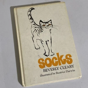 1973 Socks Beverly Cleary Weekly Reader Book Cat Story Club HC Beatrice Darwin - Picture 1 of 7
