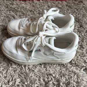 Damen Sneaker & Sportschuhe Reebok Lifestyle Damen Club C Extra - Bild 1 von 5