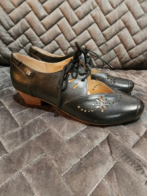 Josef Seibel Women's Lace Up Classic Heels EUR 37 US 6-6.5 Black Leather - Image 1 of 4