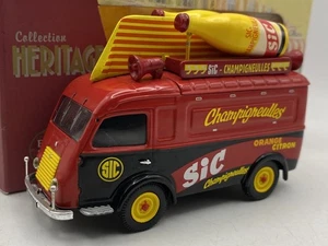 * CORGI 1:43 Renault 1000 Kg avec Bouteilles SIC modelcar Truck - Picture 1 of 10