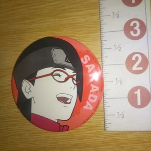 A65027 BORUTO / NARUTO / Anime / Can badge Sarada Uchiha - Imagen 1 de 3