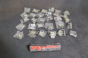 NOS - RK CHAIN MASTER LINKS (30 COUNT) 630SO-RIVET-81-0495 - Picture 1 of 7