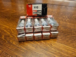Vintage Box of 10 NOS Champion H-10 Spark Plugs Made in USA H10 - Picture 1 of 2