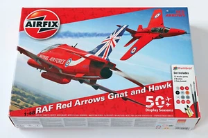 AIRFIX A50159 RAF Red Arrows Gnat and Hawk - Modellbausatz (2 Flugzeuge) in 1:48 - Bild 1 von 4
