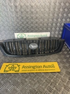 2005 Daihatsu Terious Front Top Grill - Picture 1 of 2
