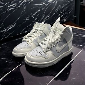Nike Dunk High Summit blanc taille 4 GS