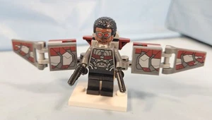 Lego 76104 Marvel Super Heroes Falcon The Hulkbuster Smash-Up - Bild 1 von 3