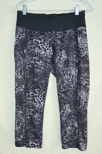Betsey Johnson Performance Capris Tights Womens Medium Gray Leopard Print - Picture 1 of 12