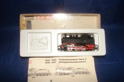 ARNOLD N LOCOMOTIVE VAPEUR TRAIN  ELECTRIQUE 0225 BOITE BR 80 033 - Photo 1/4