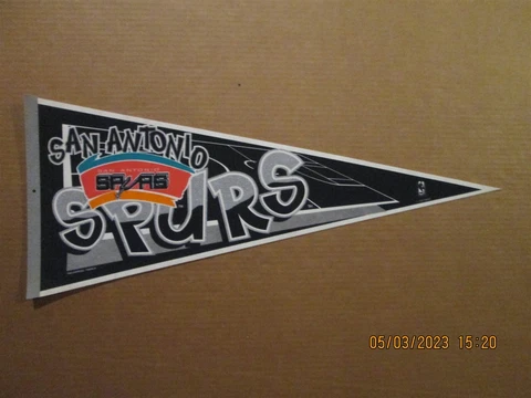 NBA San Antonio Spurs Vintage Circa 1995 Team Logo Basketball Pennant Cover