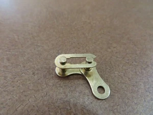GOLD Master Link Bike Chain Link Connector 1 Speed Spring Clip Fixed Gear BMX - Picture 1 of 5