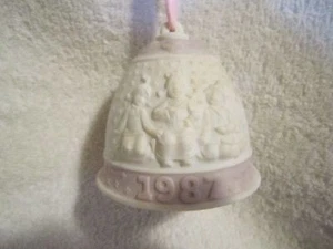 LLADRO 1987 ADORNO DE CAMPANA DE NAVIDAD, CAMPANITA NAVIDAD, #5.458, CAJA ORIGINAL, EN BUEN ESTADO - Imagen 1 de 6