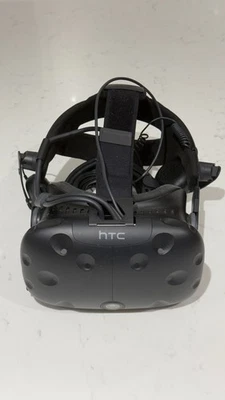 HTC Vive VR Headset (Gen 1) - Complete Kit With Base Stations & Controllers - Image 1 of 4