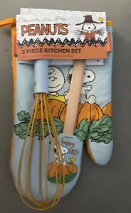 Peanuts 3 Piece Kitchen Set Fall Theme New Oven Mitt Spatula And Whisk - Picture 1 of 2