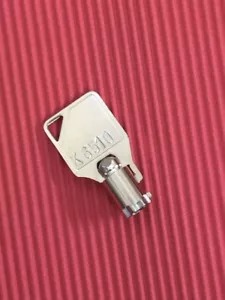 #K6510 Takigen Key For Nintendo Arcade Cabinets - Picture 1 of 3