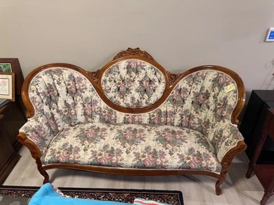 Sofá camafeu vintage KIMBALL restaurado estilo vitoriano PREÇO para VENDER - Imagem 1 de 4