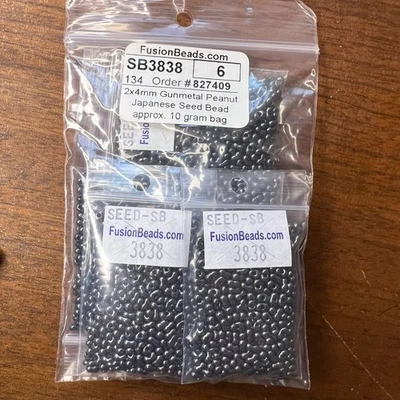 Cuentas de fusión 4 mm Gunmetal cacahuete cuentas de semillas japonesas 6 bolsas negras metálicas Foto 1 de 4