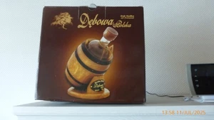 Debowa Oak Vodka of Poland aus Jahre 2015 im Eichenholzfass 700ml mit Seriennr. - Bild 1 von 5