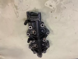 Cabeza de cilindro Nissan 398010010 modelos 15 hp 2 tiempos. Usado / Buen Estado - Imagen 1 de 4