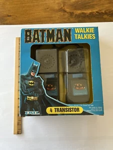 Walkie Talkies 1989 ERTL Batman paquete de 2 4 transistores DC Comics de colección sellado - Imagen 1 de 7