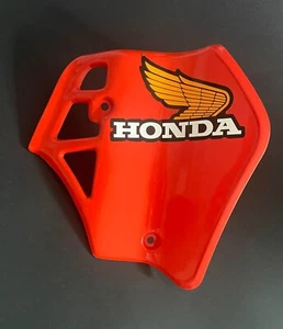 Genuine Honda Cr 250 1983 Right Side Radiator Shroud With Decal - Förderbänder - Picture 1 of 3