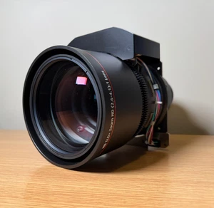Lente proyector zoom medio Barco HBTLD+ R9862030 (2,6-4,1) FLM HDX HDF RLM - Imagen 1 de 17