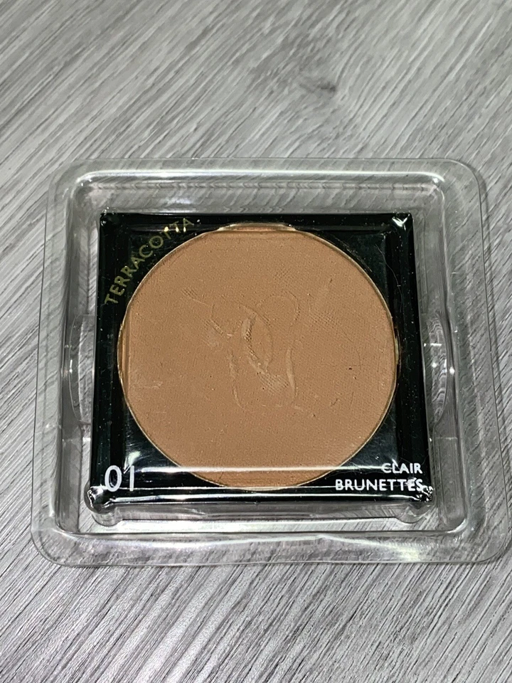 NEW GUERLAIN - TERRACOTTA 01 CLAIR BRUNETTES BRONZING POWDER - Image 1 of 1