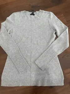 New Aqua 100% cashmere crewneck women’s light gray sweater Sz M - Picture 1 of 8