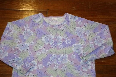 White Swan Fundamentals Scrub Top Purple Floral Print Sz Small Pockets L Sleeve - Image 1 of 4