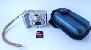 Canon PowerShot A570 IS Digital Camera 7.1 Mega Pixels 4x Is Tested silver - Picture 1 of 20