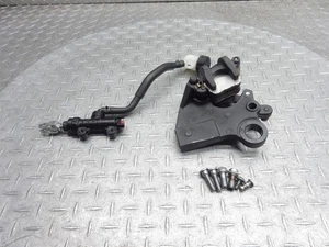Lote de pinzas de cilindro maestro de freno trasero Kawasaki ZX636 ZX6R Ninja 636 2021 19-23 - Imagen 1 de 11